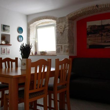 Apartment Roby Vrsar Zewnętrze zdjęcie