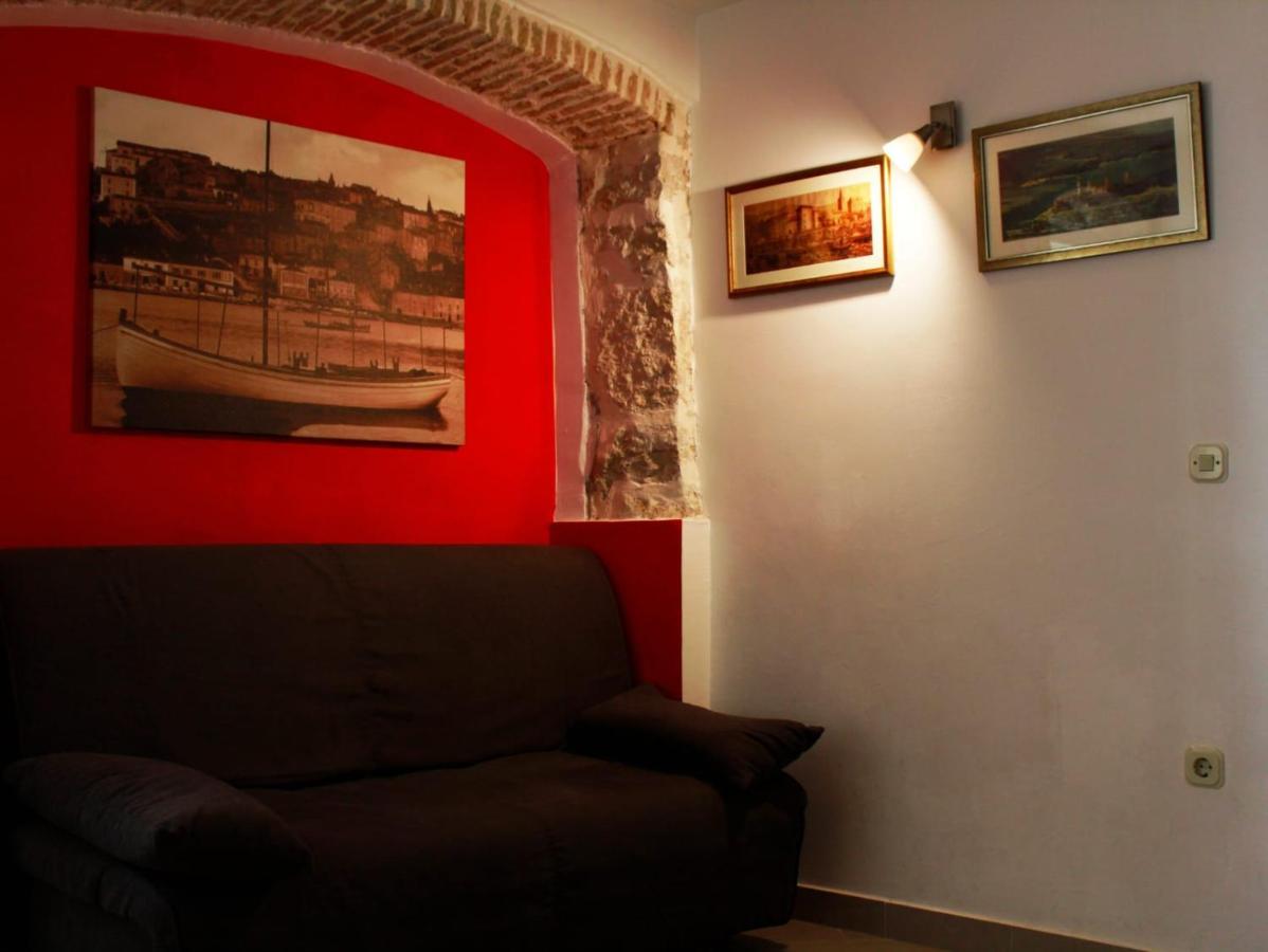 Apartment Roby Vrsar Zewnętrze zdjęcie