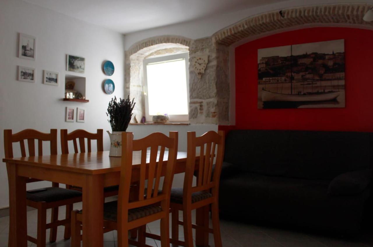 Apartment Roby Vrsar Zewnętrze zdjęcie