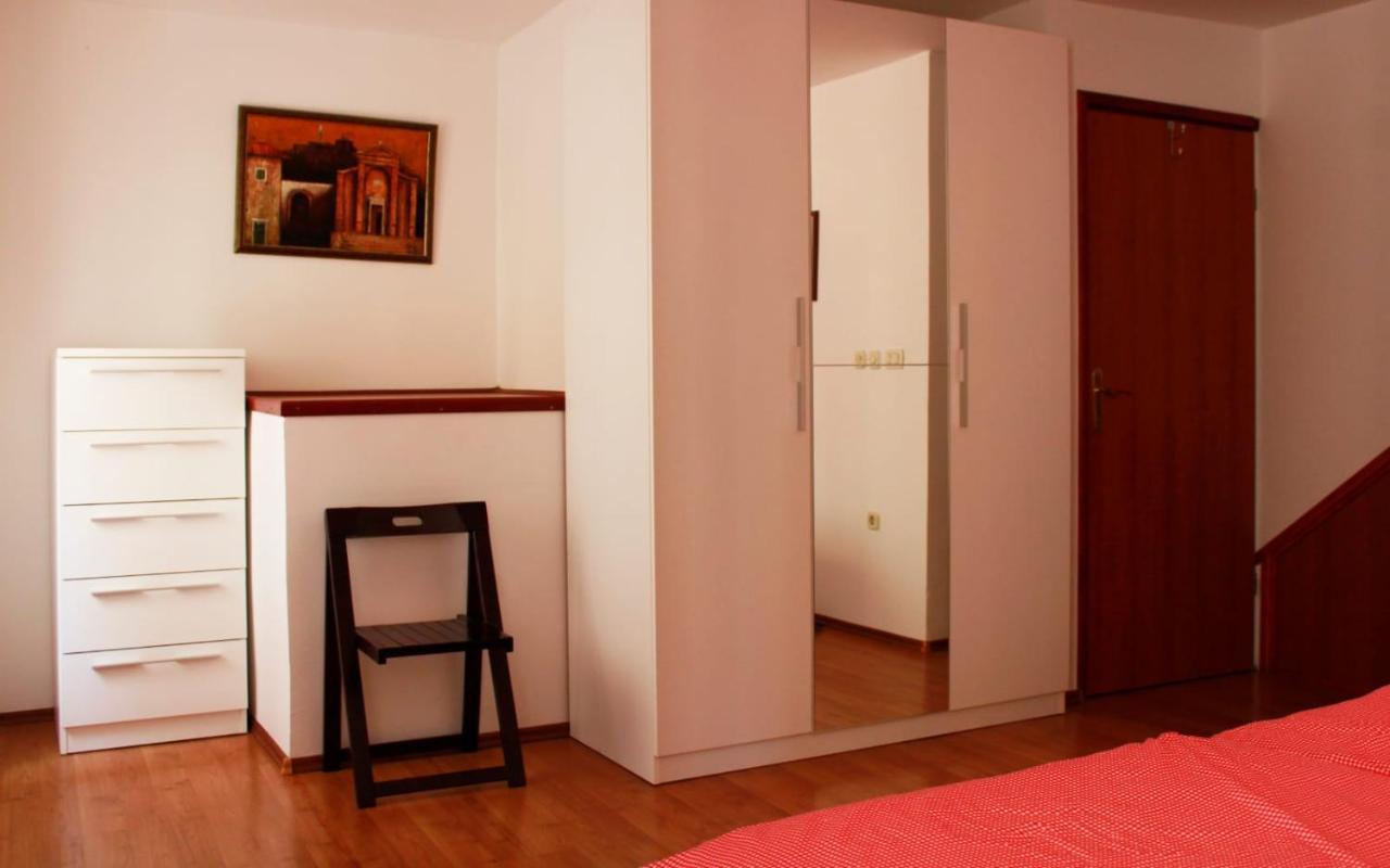 Apartment Roby Vrsar Zewnętrze zdjęcie